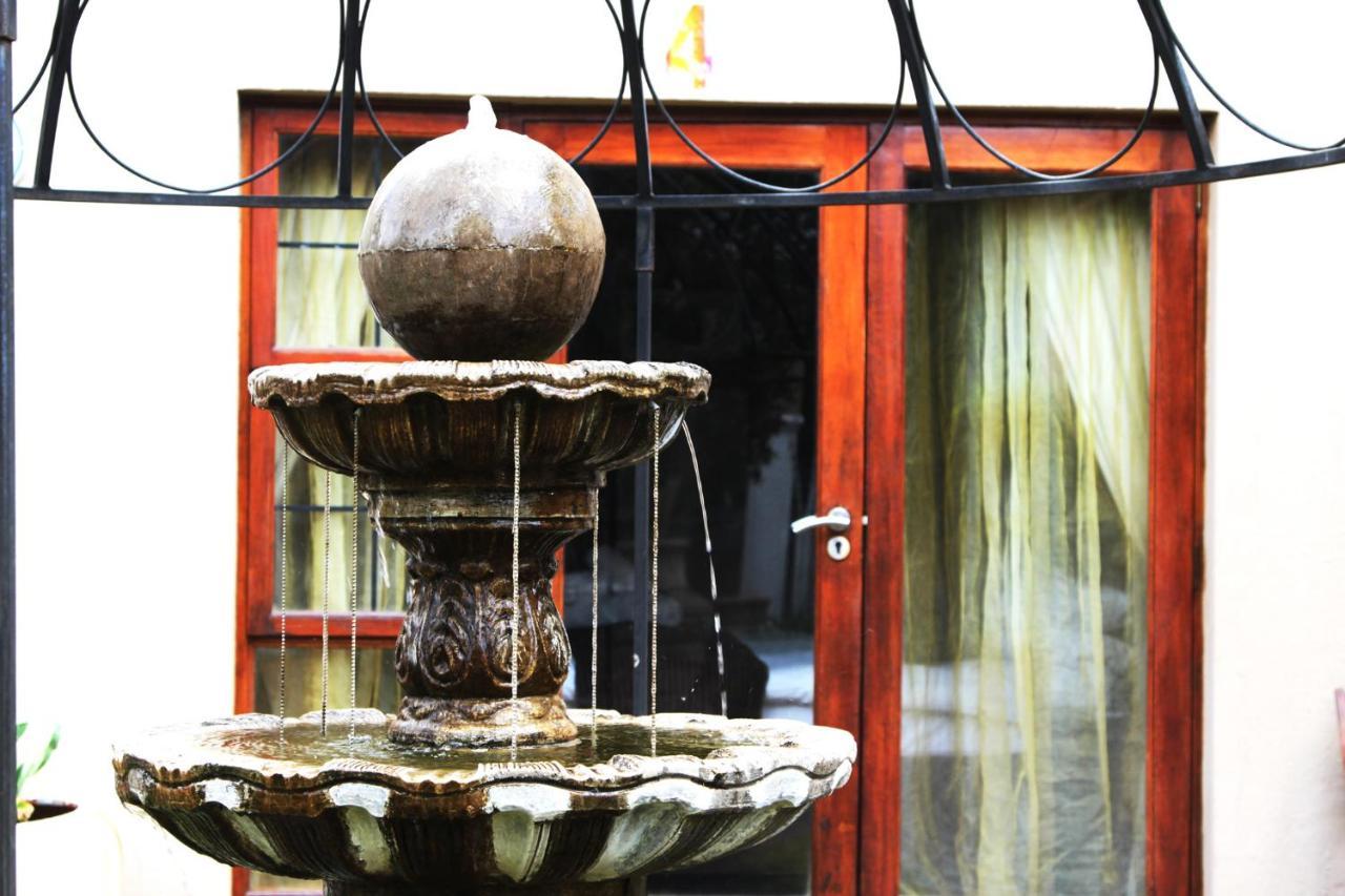 Echo Garden Guesthouse Rustenburg Dış mekan fotoğraf