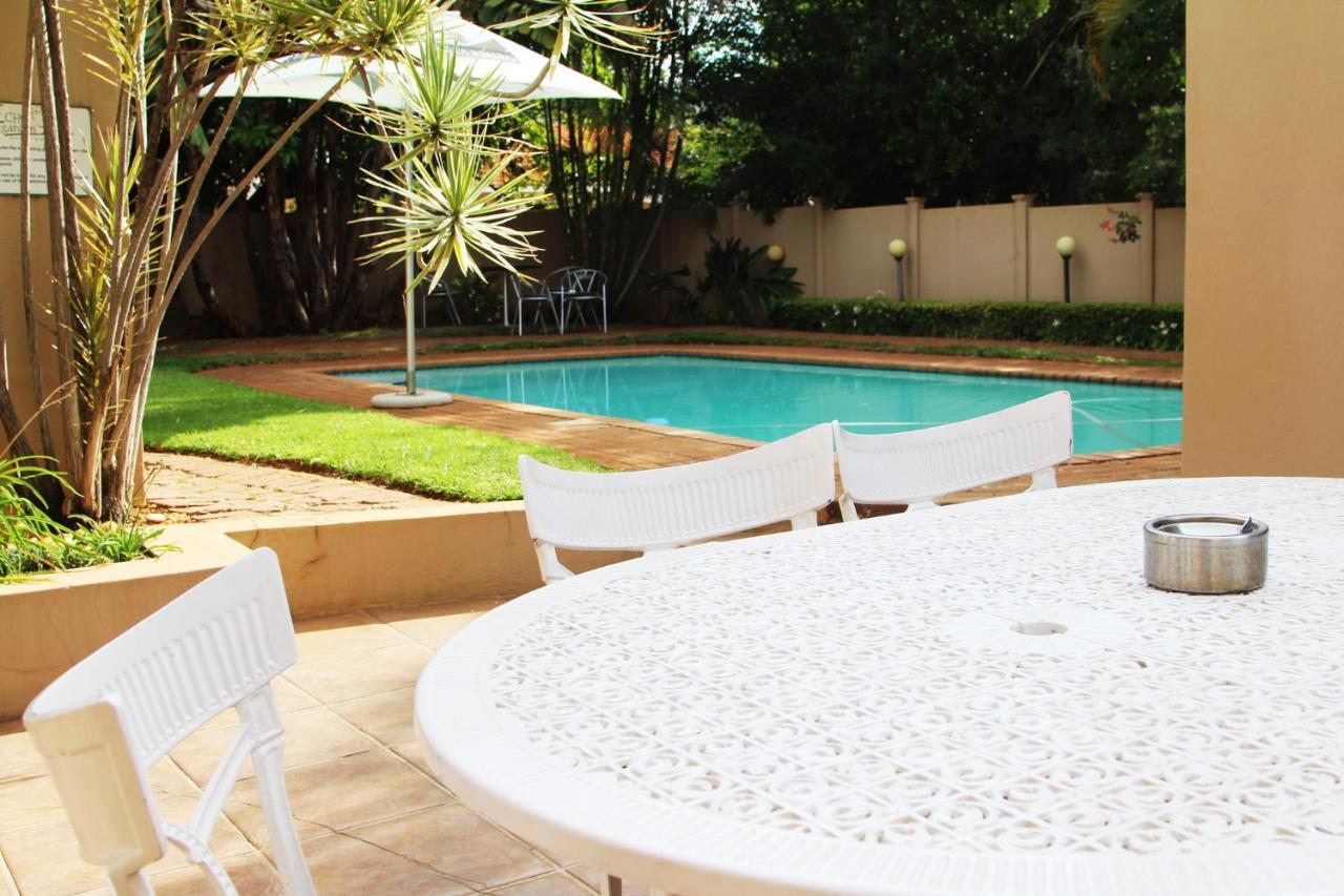 Echo Garden Guesthouse Rustenburg Dış mekan fotoğraf