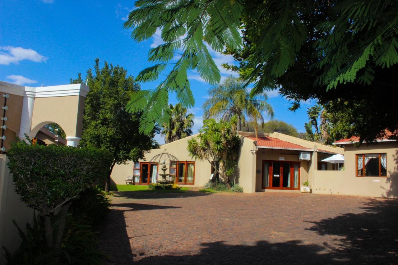 Echo Garden Guesthouse Rustenburg Dış mekan fotoğraf