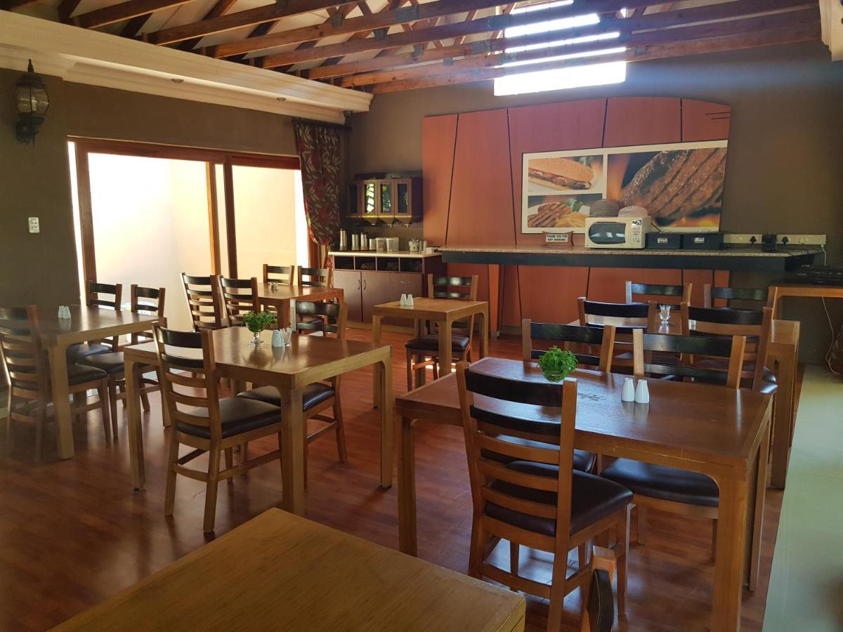 Echo Garden Guesthouse Rustenburg Dış mekan fotoğraf