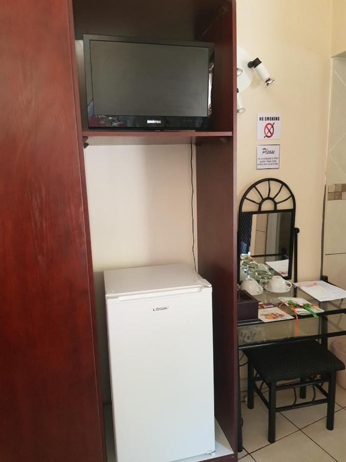 Echo Garden Guesthouse Rustenburg Dış mekan fotoğraf