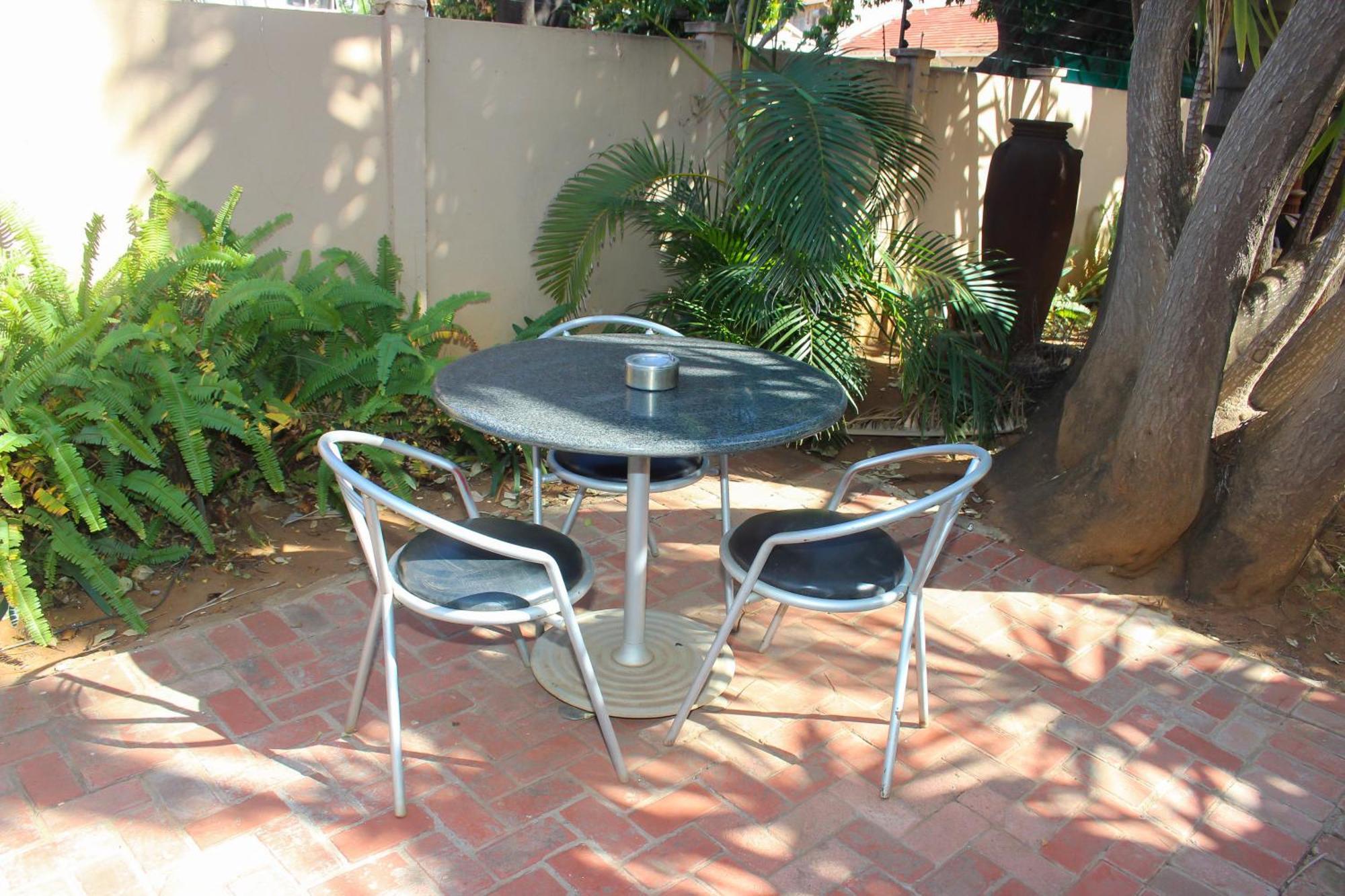 Echo Garden Guesthouse Rustenburg Dış mekan fotoğraf