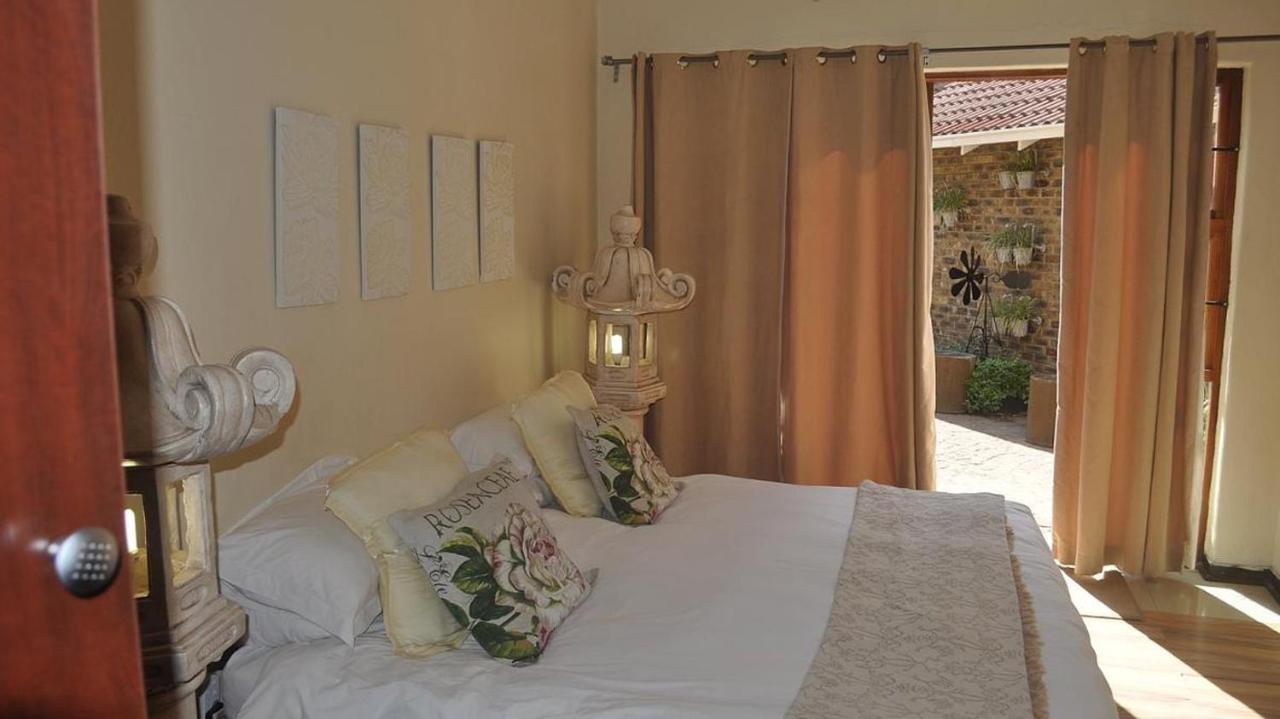 Echo Garden Guesthouse Rustenburg Dış mekan fotoğraf